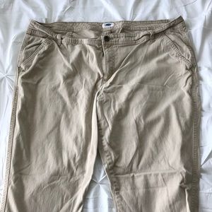 Women’s Khaki Pants